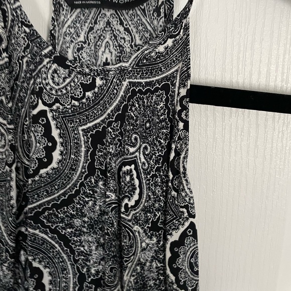 Lose fit crop top - Picture 2 of 2